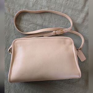 Vintage Coach Sutton Bag #9814 - Costa Rica